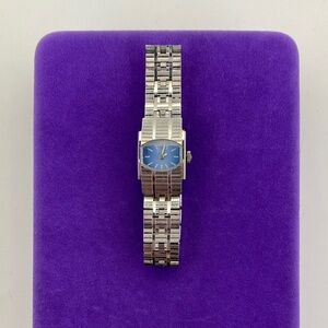 💛 Vintage Bulova Ladies Silver Bracelet Watch | Rectangular Blue Dial Watch
